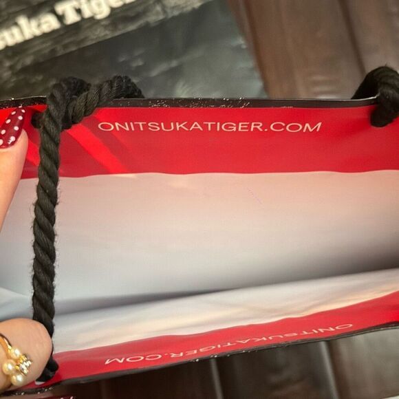 Onitsuka tiger shopping bags (2) - Picture 2 of 5